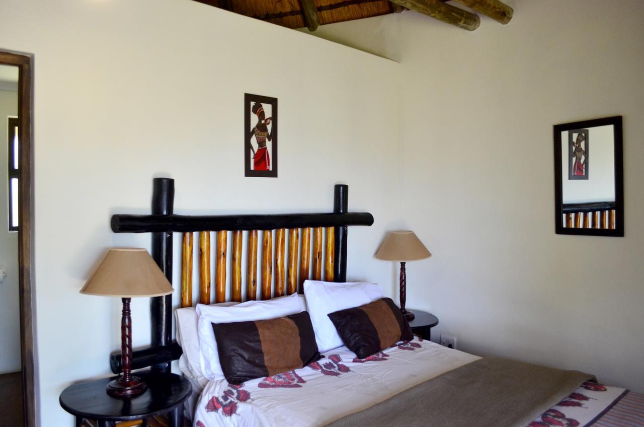 Phezulu Safari Park Villa Botha's Hill Exterior photo