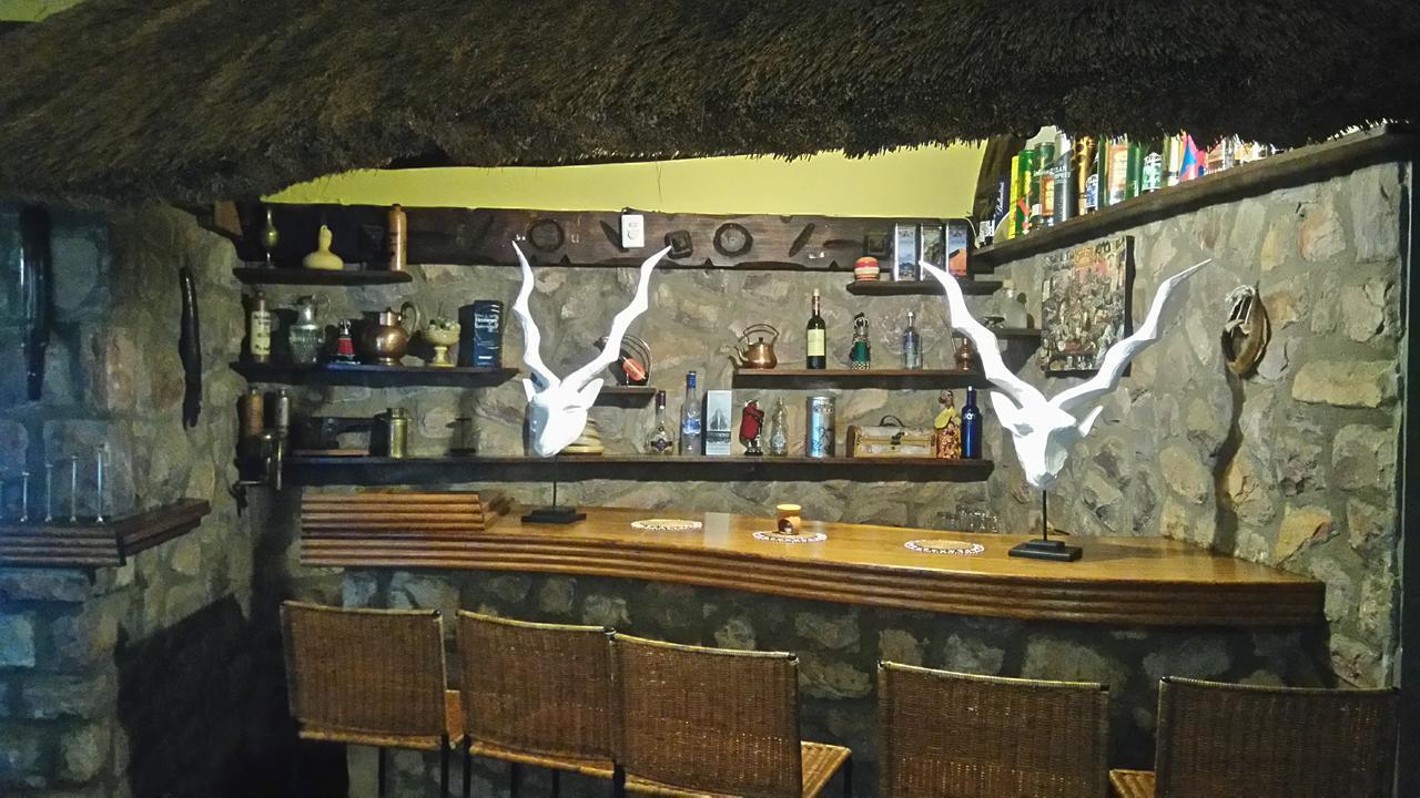 Phezulu Safari Park Villa Botha's Hill Exterior photo